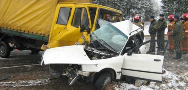 Две аварии в Слонимском районе унесли жизни четырех человек