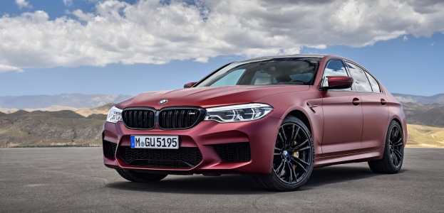 BMW M5 представили официально после утечки данных