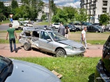 На пр. Машерова в Минске трамвай врезался в Ford, перевозивший косметику (фото, видео)