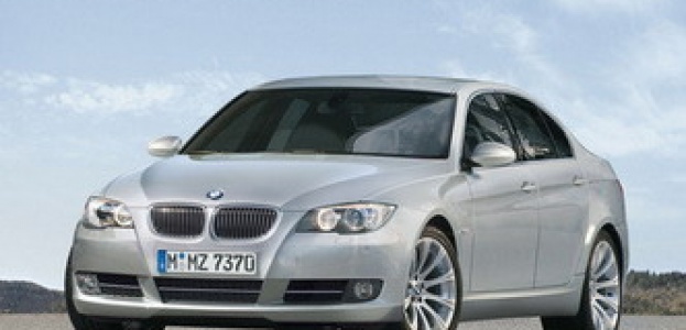 Седан 2010 года BMW M5: до встречи во Франкфурте!