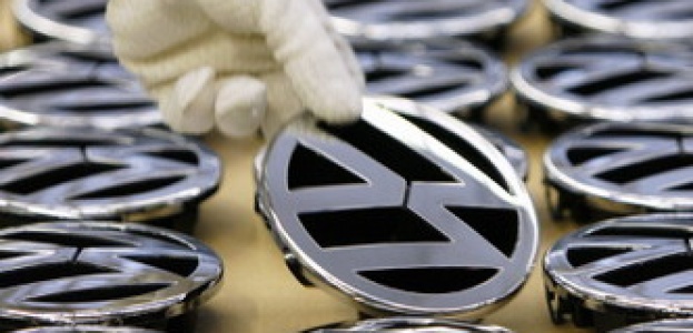 Автомобили VW смогут ехать в пробках без водителя