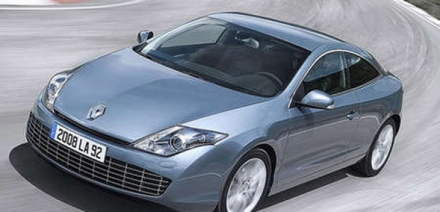 Renault впервые выпустил Laguna в варианте купе