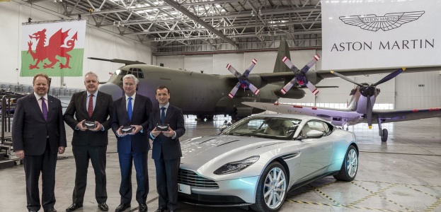 Aston Martin все еще думает о новом V12 Vantage