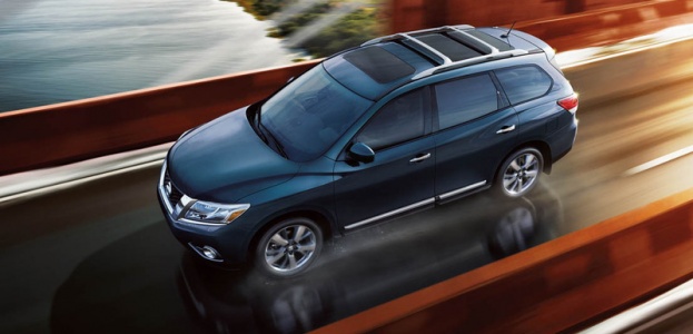 Внедорожник Nissan Pathfinder стал кроссовером