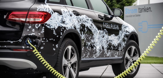 Mercedes представил прототип GLC F-Cell