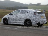 Honda Civic Type R в затворах «шпионских фотокамер»