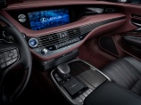 Lexus продемонстрировал в Женеве новый гибридный флагман LS 500h