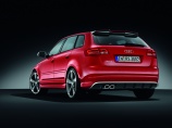 Audi RS3 - 340 "лошадок" и Порше отдыхает