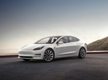 Tesla выпустила первые Model 3